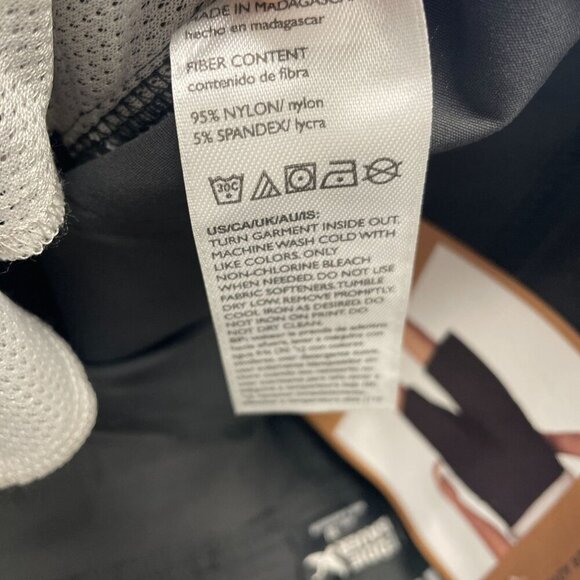 NEW Eddie Bauer Men's 30 Rainier 10" Tech Shorts Outdoor Cargo - Picture 6 of 9